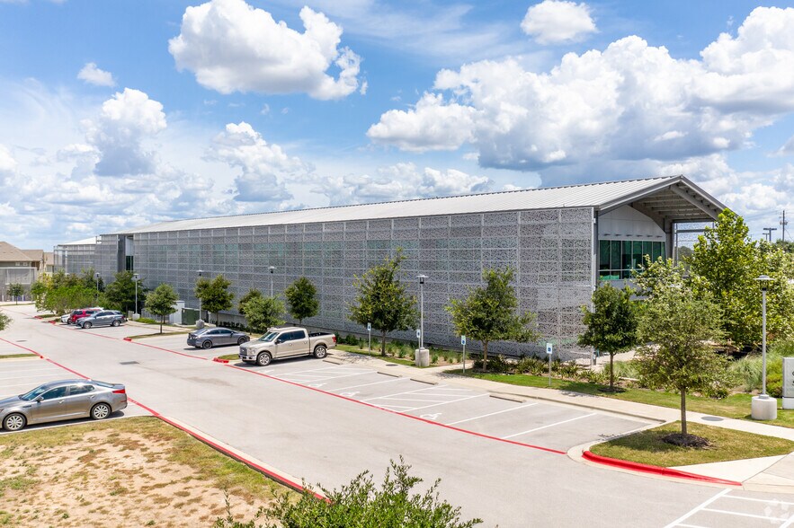 More Photos Of 14400 The Lakes Blvd, Pflugerville Office For Lease