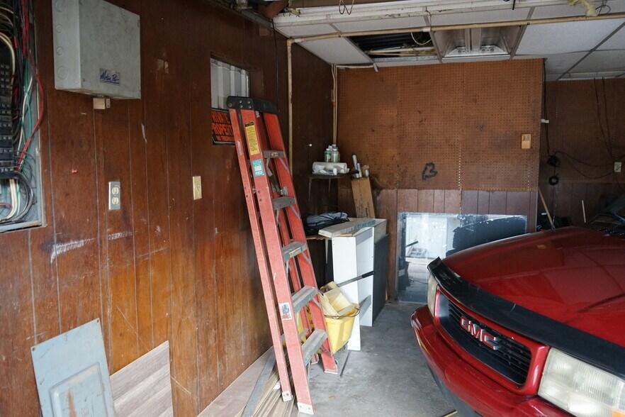 More Photos Of 20 Flys St, Shepherd Freestanding For Sale