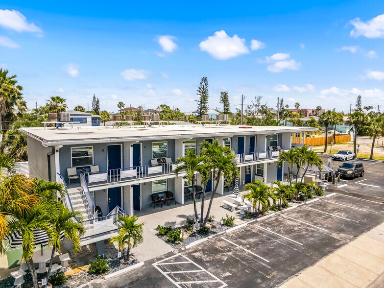 More Photos Of 14231 Gulf Blvd, Madeira Beach Apartments For Sale