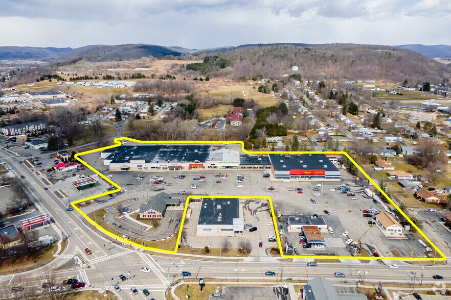 More Photos Of 330-380 W Washington St, Bath Unknown For Lease