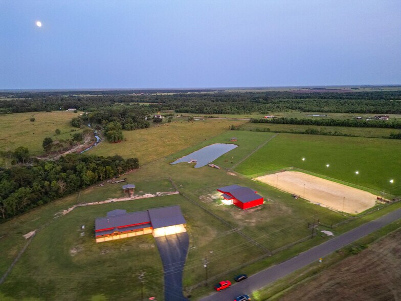 More Photos Of 1402 Eagle Ferry Rd, Anahuac Land For Sale