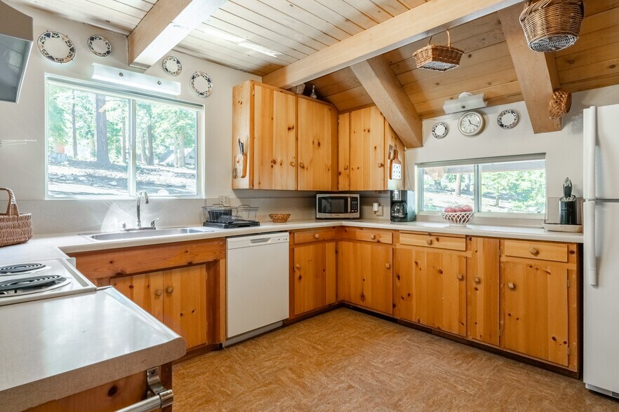 More Photos Of 167 Crawford Ave, Mammoth Lakes Land For Sale
