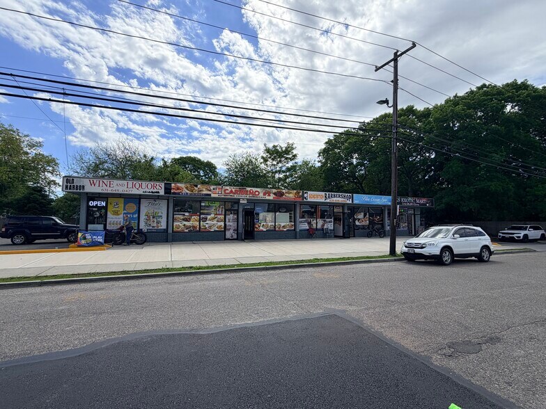 More Photos Of 1225-1235 Grundy Ave, Holbrook Storefront For Sale