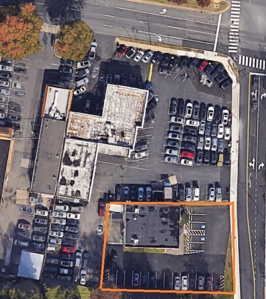 More Photos Of 4000 Burke Station Rd, Fairfax Auto Dealership For Lease