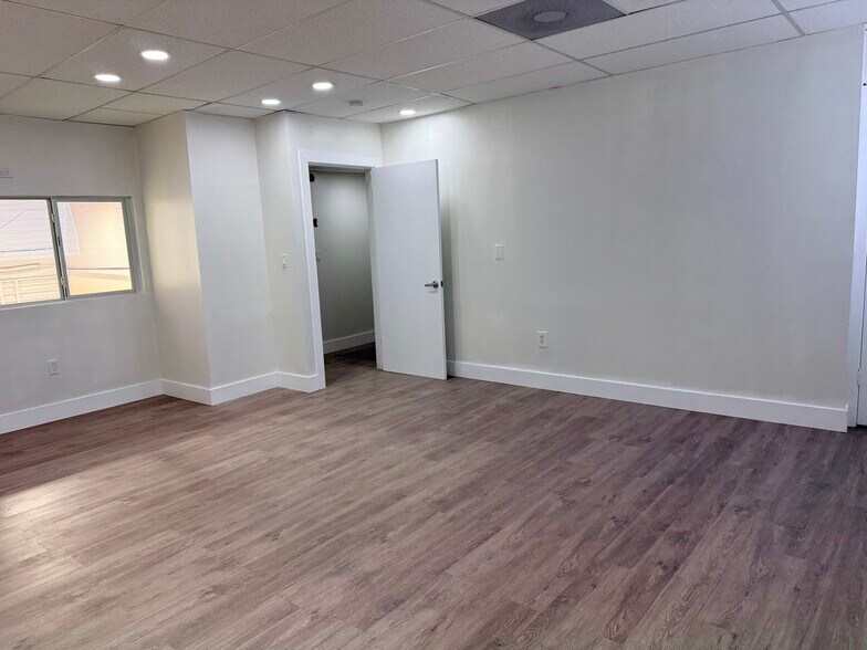 More Photos Of 7311 NW 12th St, Miami Light Distribution For Lease