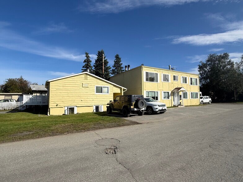 More Photos Of 3217 Oregon Dr, Anchorage Apartments For Sale