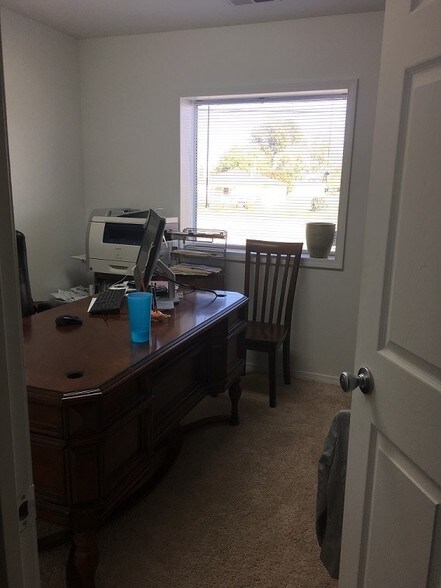 More Photos Of 12453 National Rd SW, Etna Self Storage For Lease
