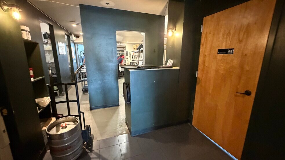 More Photos Of 35 Belvidere St, Nazareth Storefront Retail Residential For Sale