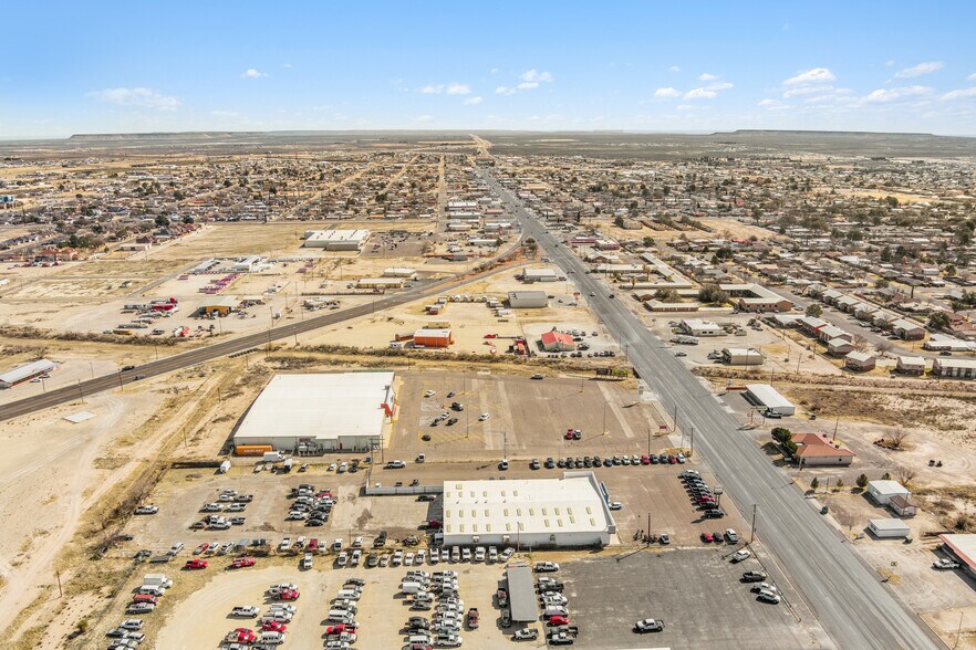More Photos Of 2100 W Dickinson Blvd, Fort Stockton Freestanding For Sale