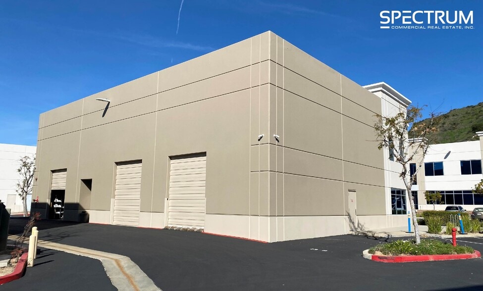 More Photos Of 28486 Constellation Rd, Valencia Warehouse For Lease