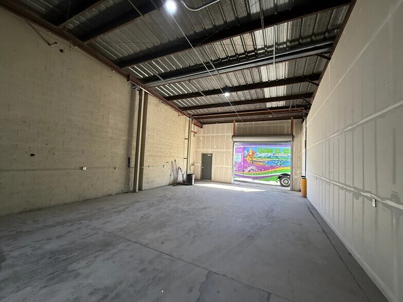 More Photos Of 3650 N 40th Ave, Phoenix Warehouse For Lease