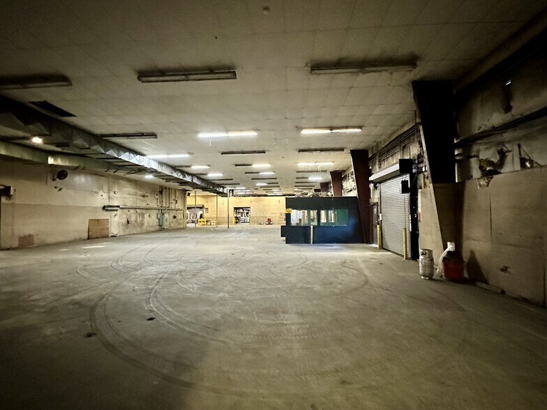 More Photos Of 901 6th St, Daytona Beach Industrial For Sale