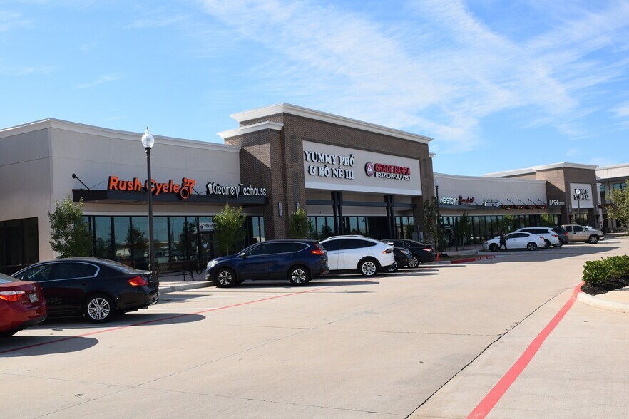 More Photos Of 350-400 Promenade Way, Sugar Land Unknown For Lease