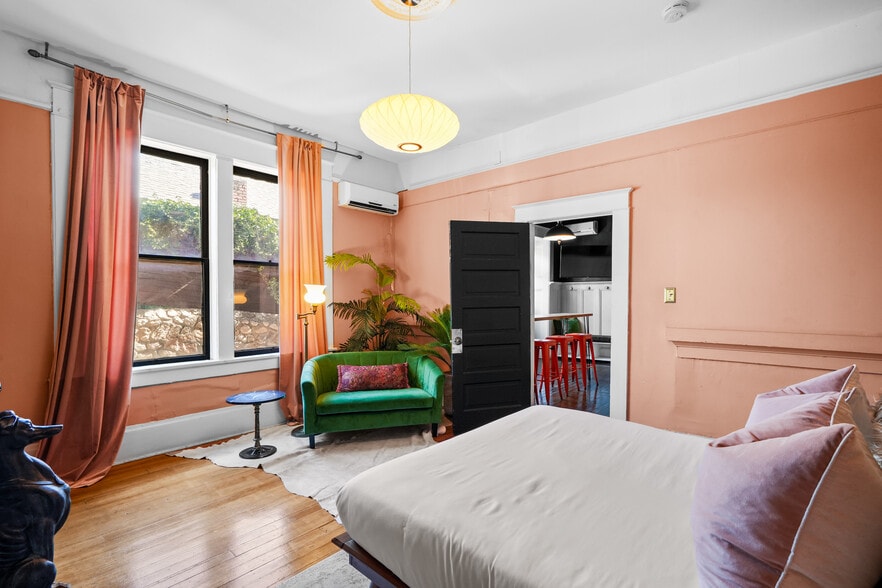 More Photos Of 1137 Arizona Ave, El Paso Apartments For Sale