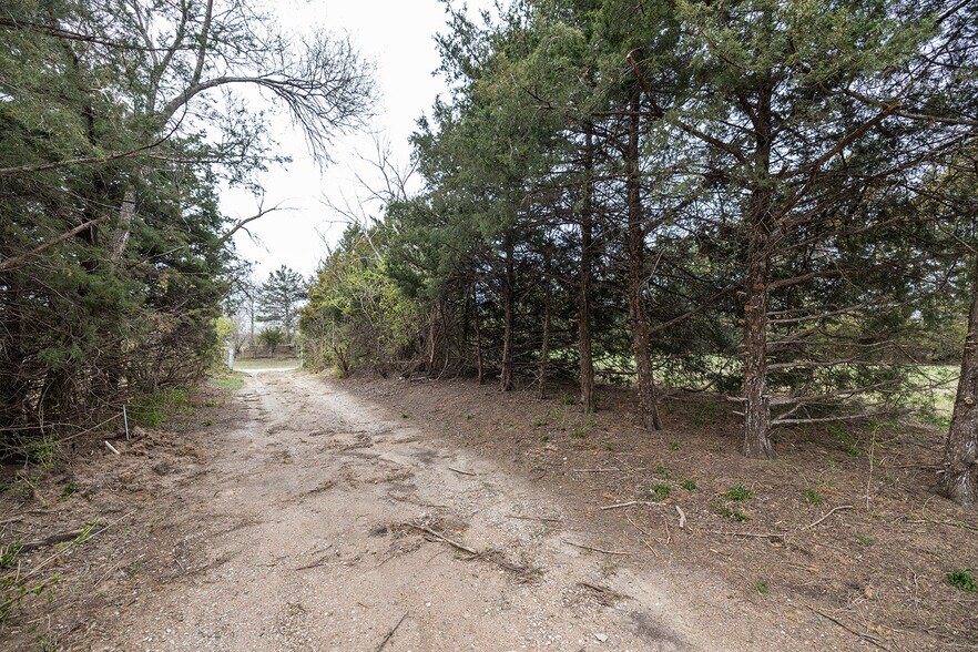 More Photos Of 2216 E Ford St, Valley Center Land For Sale
