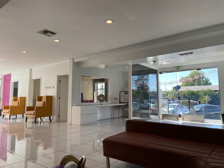 More Photos Of Unit B - 2828 Monterey Hwy, San Jose Land For Lease