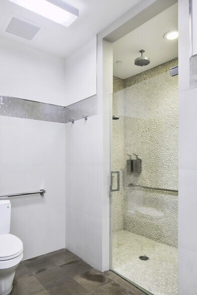 More Photos Of 23 Brookline, Aliso Viejo Warehouse For Sale