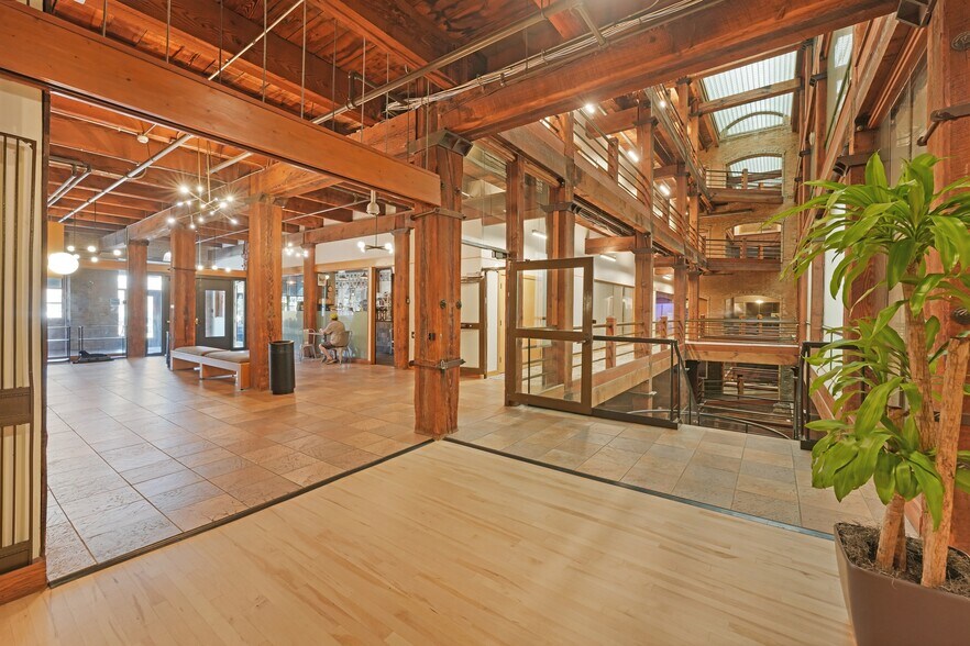More Photos Of 708 N 1st St, Minneapolis Apartments For Lease