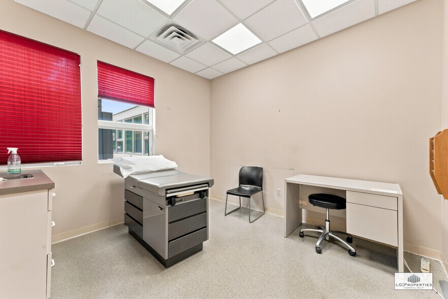 More Photos Of 475 Highway 70, Lakewood Medical For Lease