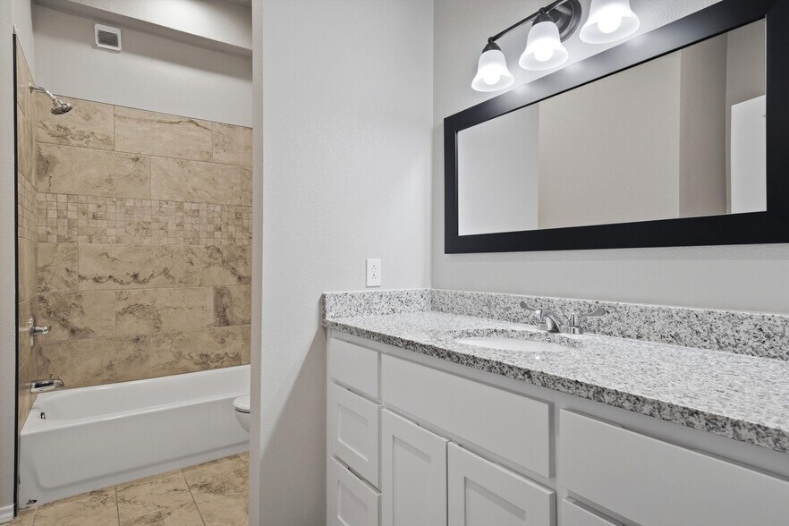 More Photos Of 701 N New Rd, Waco Apartments For Sale