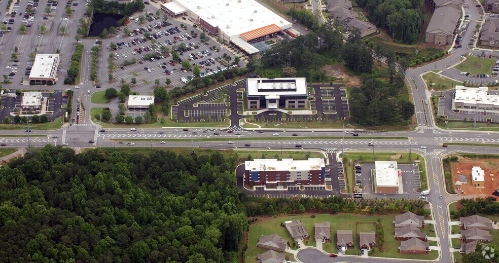 More Photos Of 2692 Peachtree Pky, Suwanee Hotel For Sale
