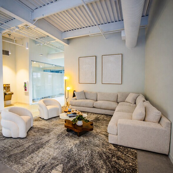 More Photos Of 2500 NE 11th St, Bentonville Coworking Space
