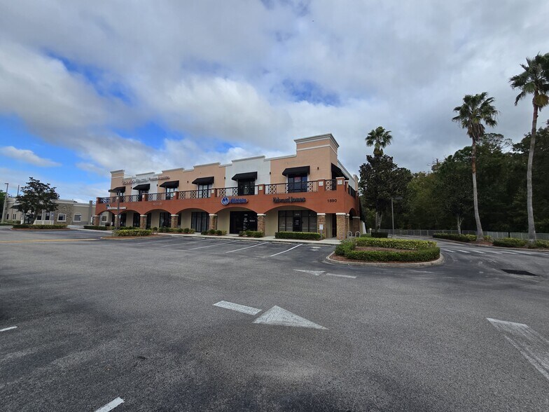 More Photos Of 1890 CR 419, Oviedo General Retail For Lease