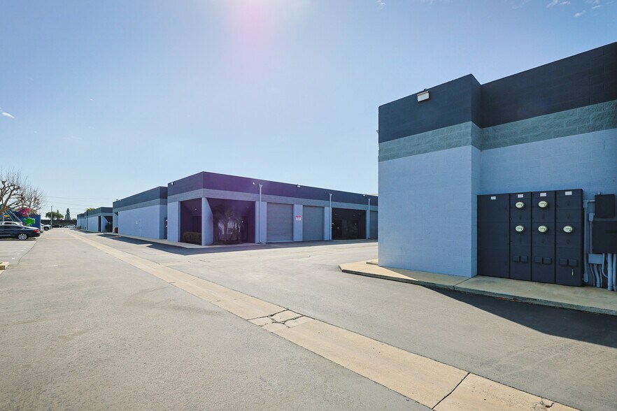 More Photos Of 401 E Gardena Blvd, Gardena Unknown For Lease