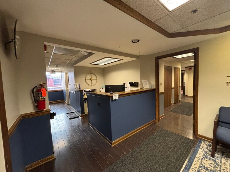More Photos Of 37 Franklin St, Buffalo Office For Sale