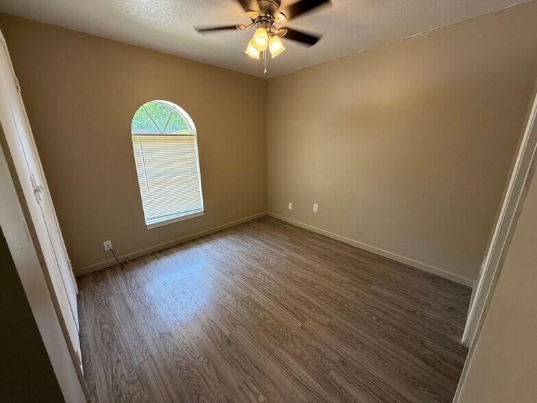 More Photos Of 782 Pinchback Rd, Beaumont Apartments For Sale