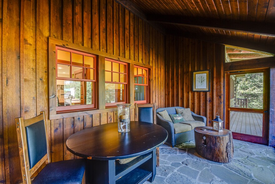 More Photos Of 5771 US Highway 45, Land O Lakes Office For Sale