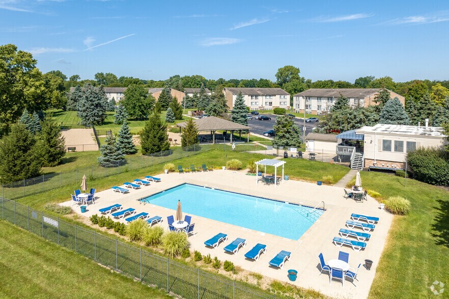 More Photos Of 3691 Windward Way, Columbus Apartments For Sale