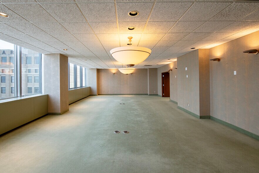 More Photos Of 55 Public Sq, Cleveland Office For Lease
