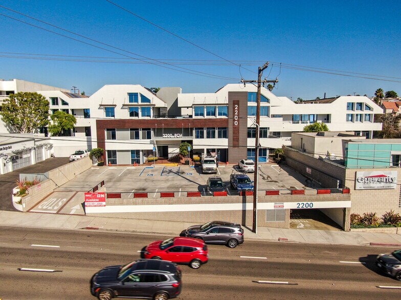 More Photos Of 2200 Pacific Coast Hwy, Hermosa Beach Office For Sale
