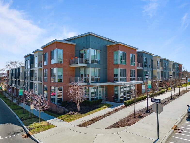 Primary Photo Of 75 S Franklin St, Nyack Apartments For Lease