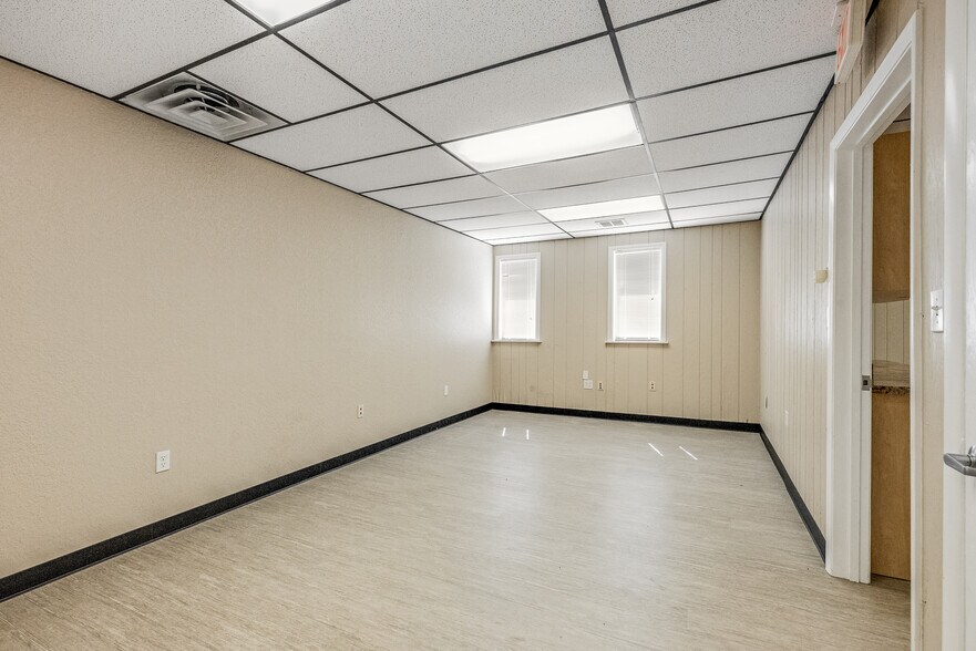 More Photos Of 255 Fortenberry Rd, Merritt Island Medical For Sale