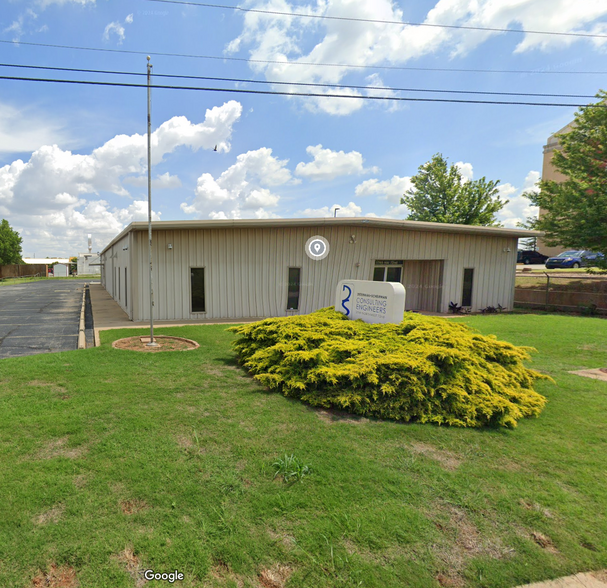 Primary Photo Of 5749 NW 72nd St, Oklahoma City Office For Sale