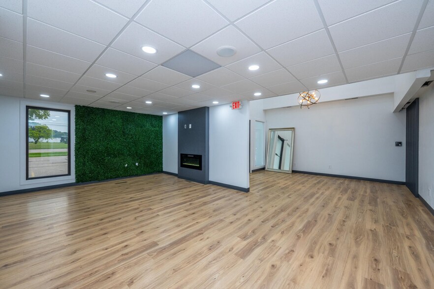 More Photos Of 3830-3824-M-139 Saint Joseph, MI 49085, Saint Joseph Medical For Sale