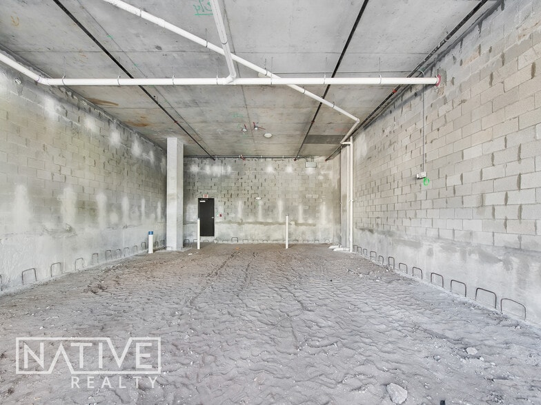 More Photos Of 2001 Hollywood Blvd, Hollywood Apartments For Lease