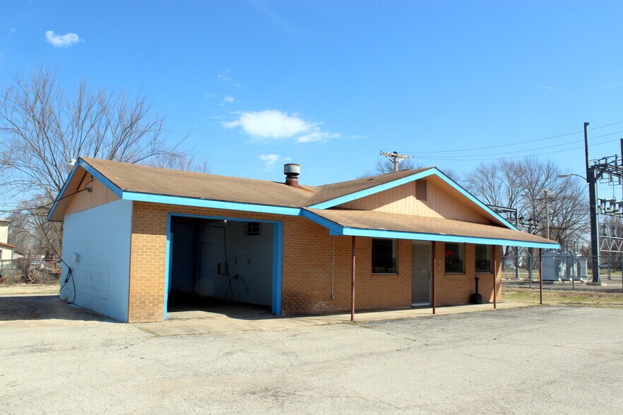 More Photos Of 302 E Third St, Lowry City Freestanding For Sale