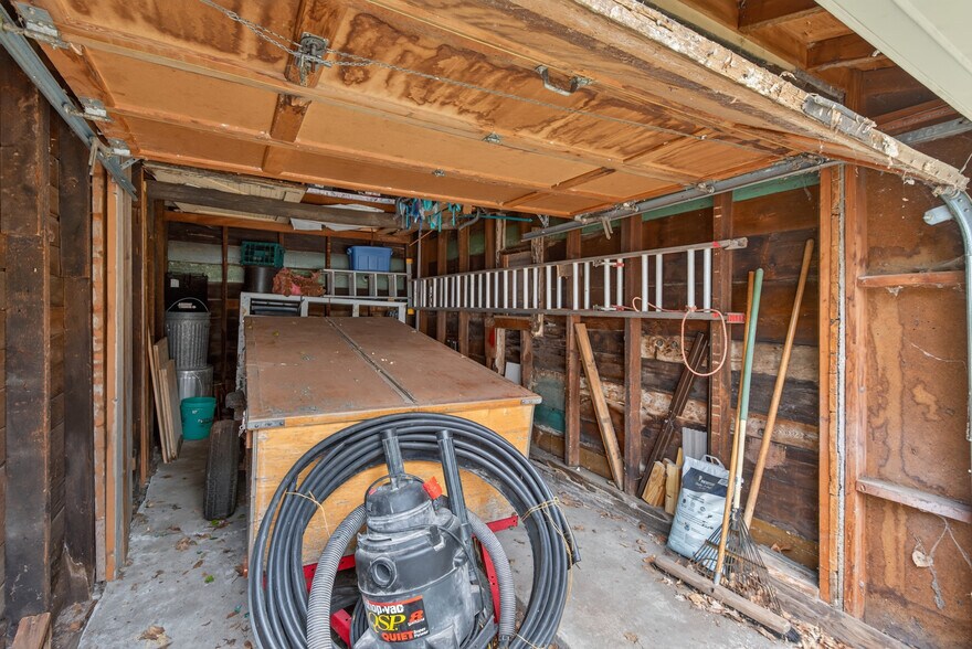 More Photos Of 446 Madison St NE, Minneapolis Multifamily For Sale
