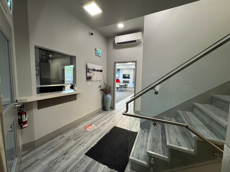 More Photos Of 11767 225th St, Maple Ridge Storefront Retail Office For Sale