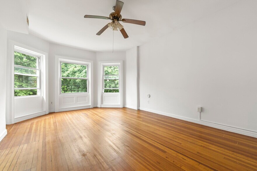 More Photos Of 383 Mount Prospect Ave, Newark Apartments For Sale