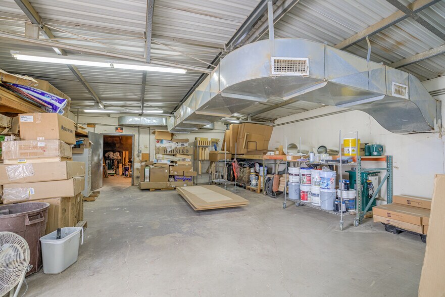 More Photos Of 2227 S Coconino Dr, Apache Junction Warehouse For Sale