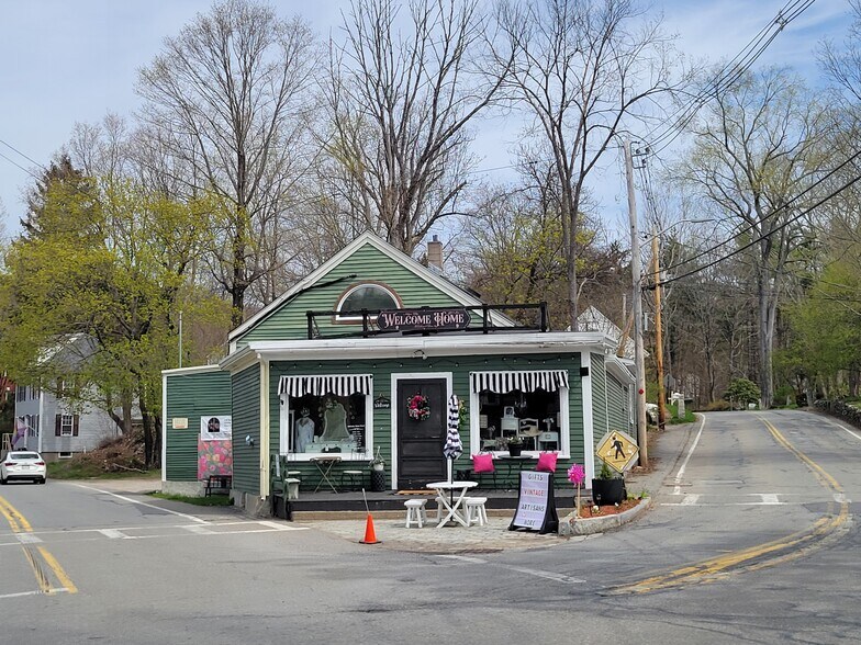 More Photos Of 9 W Main St, Groton Freestanding For Sale