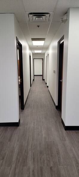More Photos Of 15535 Stony Creek Way, Noblesville Manufacturing For Lease