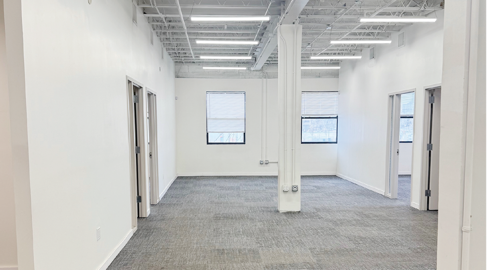 More Photos Of 600 E 132nd St, Bronx Manufacturing For Lease