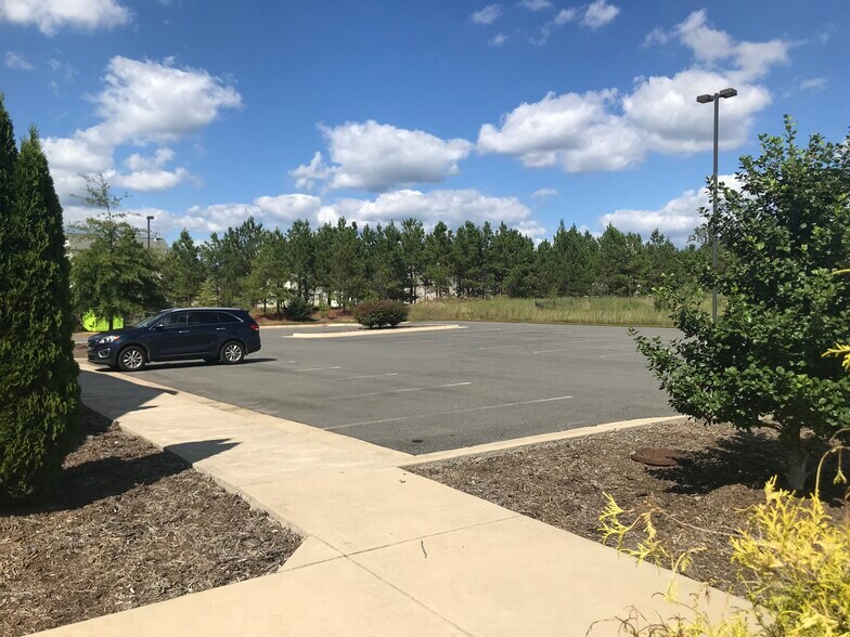 More Photos Of 11073 Colonel Armistead Dr, Ruther Glen Medical For Lease
