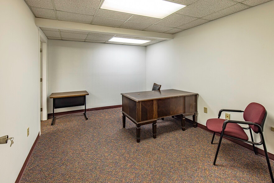 More Photos Of 417 Main St, Bangor Office For Lease