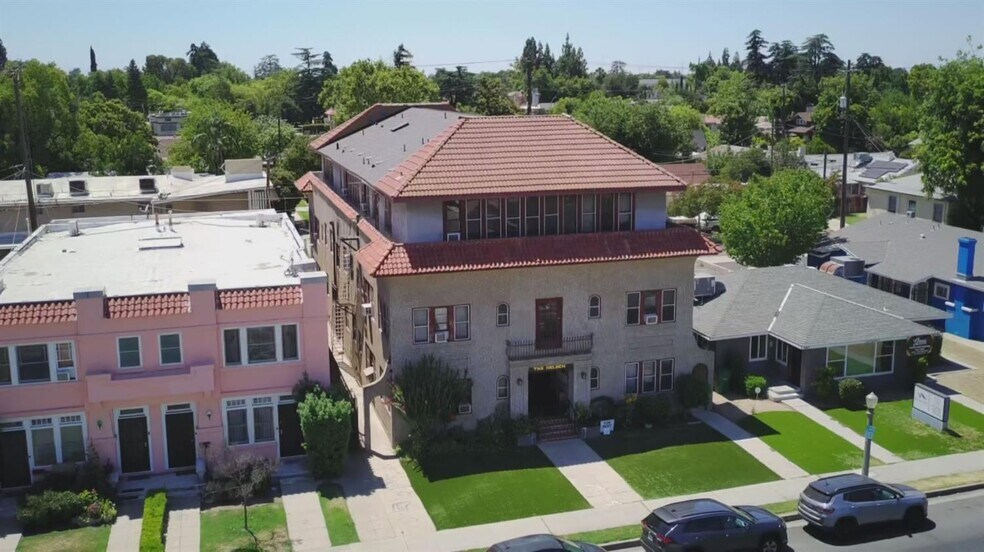 More Photos Of 1561 N Van Ness Ave, Fresno Apartments For Sale